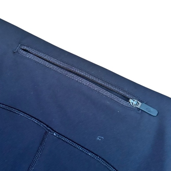 Lululemon Speed Up Tight 28" Full-On Luxtreme, Black Size 4 - Picture 9 of 12